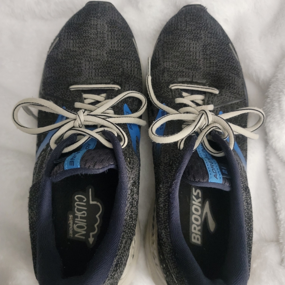 Mens Brooks Launch GTS 8